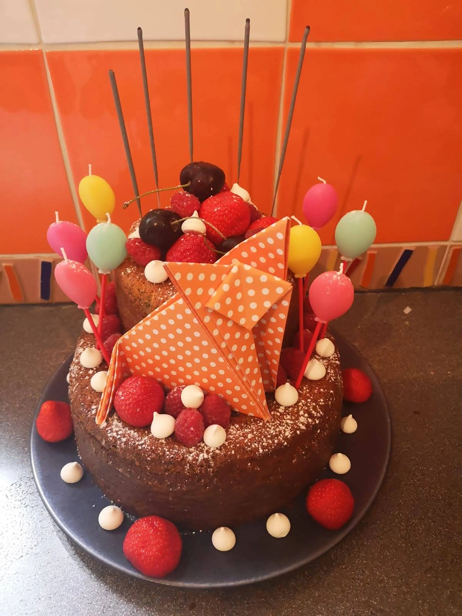 la-mentina-commande-speciale-gateau-aniversaire