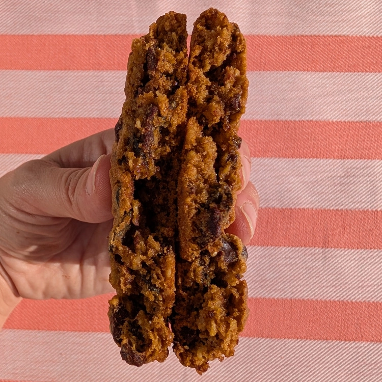 grand-cookie-graines-ouvert-maison-la-mentina-bordeaux