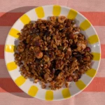 granola-miel-noisettes-maison-la-mentina-bordeaux