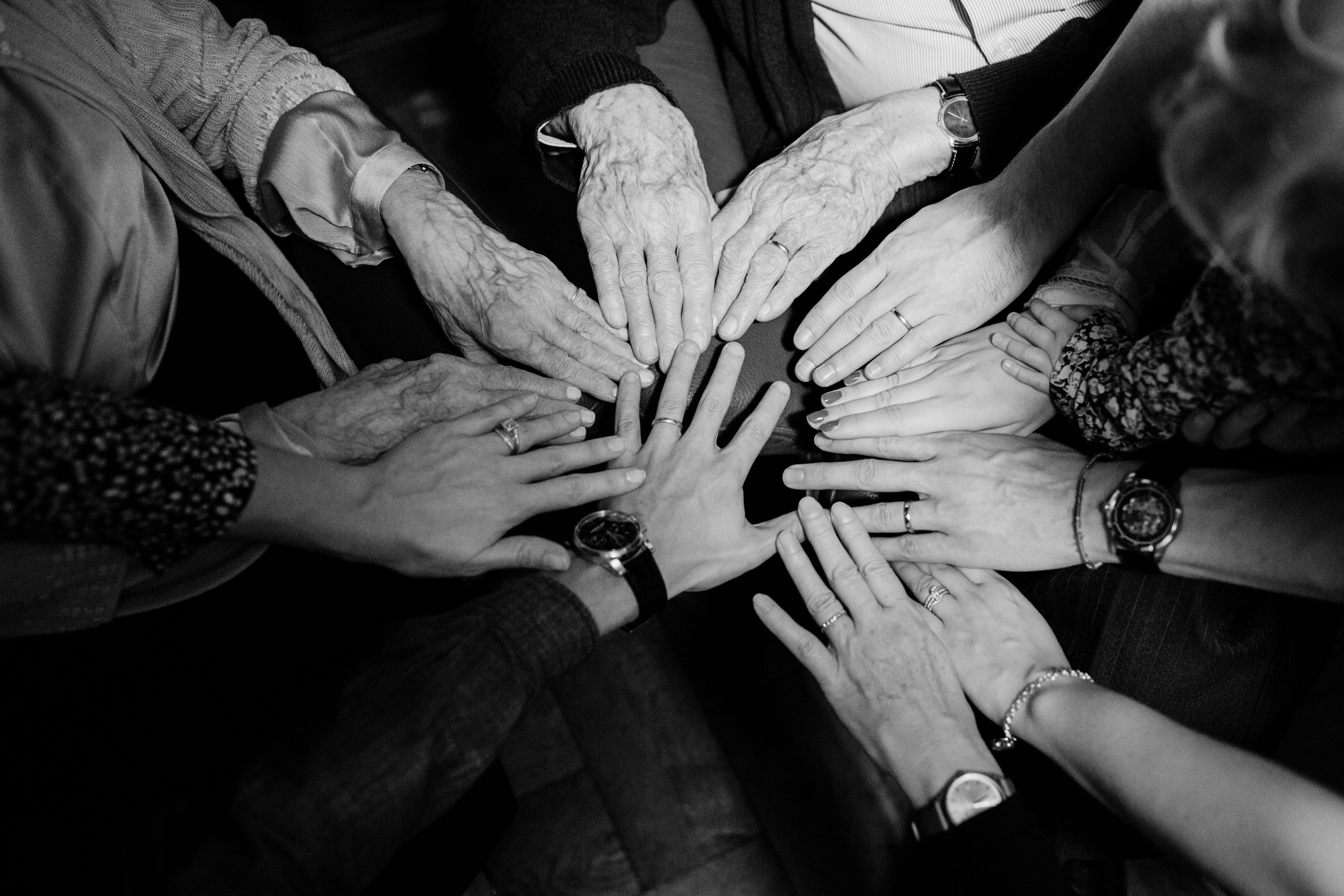 la-mentina-histoire-familiale-mains